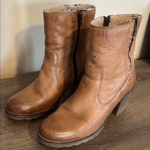 Hush Puppies Brown Leather Heeled Boots - Picture 2 of 12